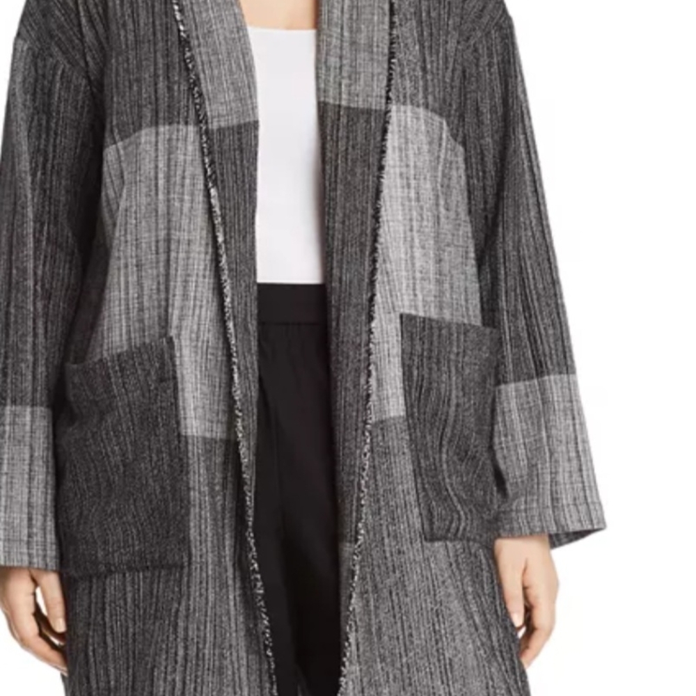 Chic Black and Gray Striped Cardigan